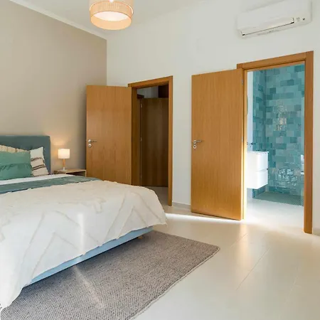 Magical Lightbeach And Golf, Lagos