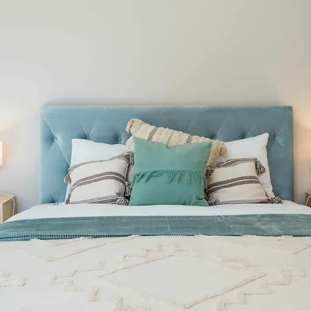 Villa Magical Lightbeach And Golf, Lagos