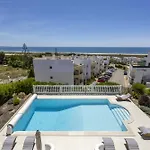Vila Magical Light/beach And Golf,
