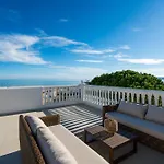 Magical Light/beach And Golf, Lagos